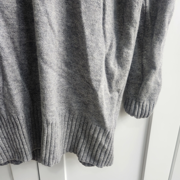 Athleta Vital V Neck Wool Cashmere Tunic Sweater Small - Picture 5 of 9